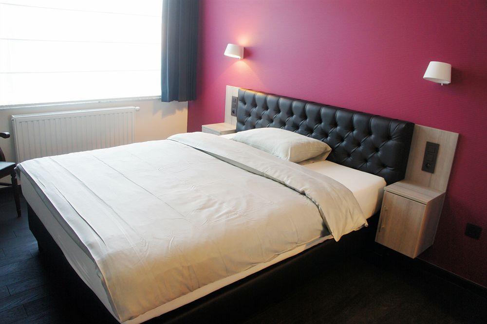 Belrom Hotel Sint-Truiden Exterior foto